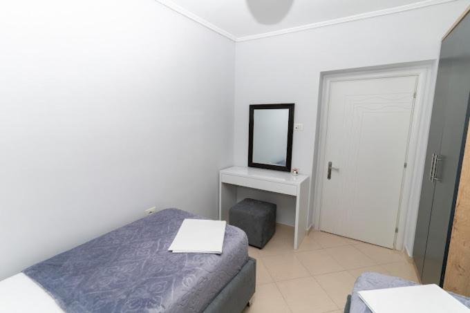 Apartment Enzo Sarande